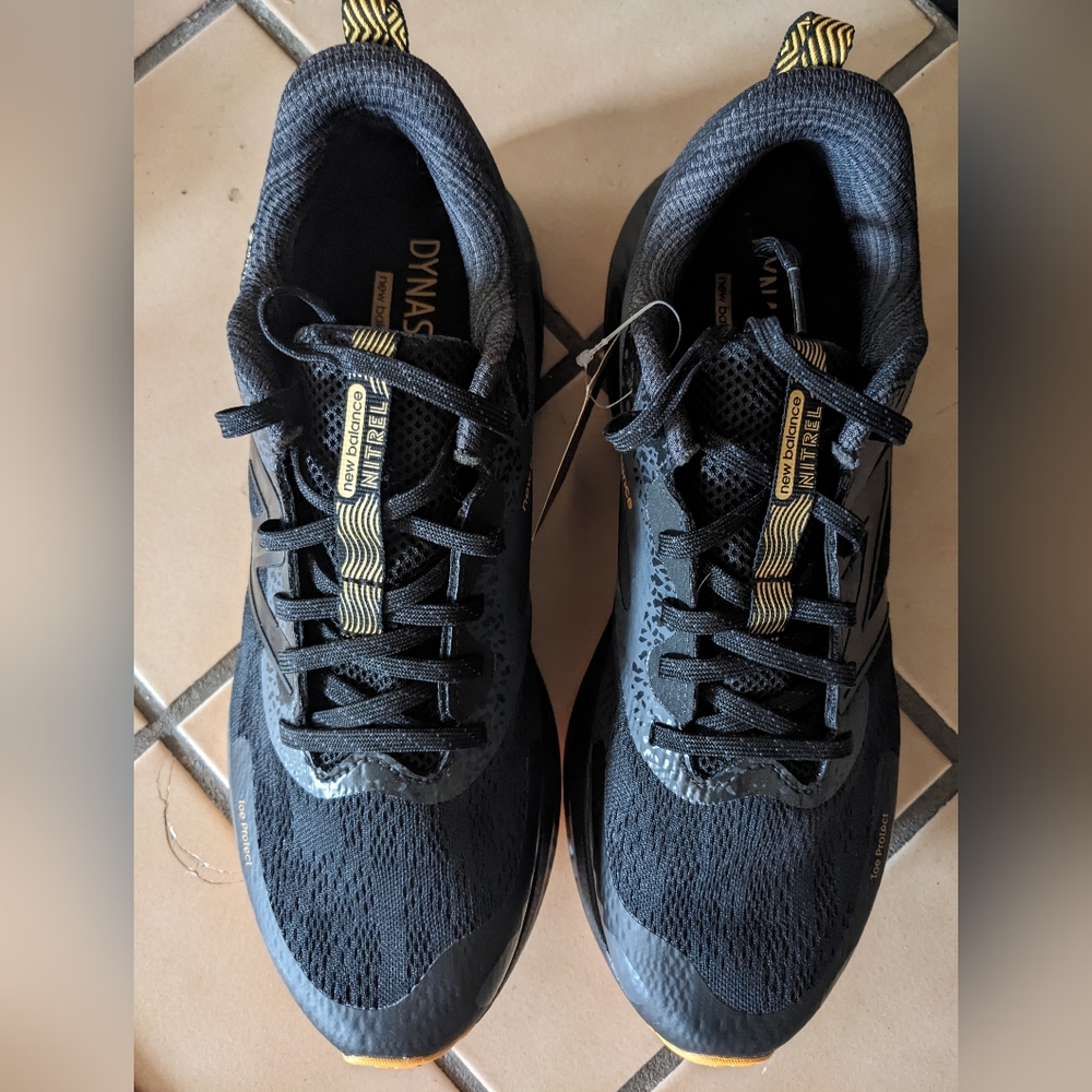 Men's Black Running Shoes